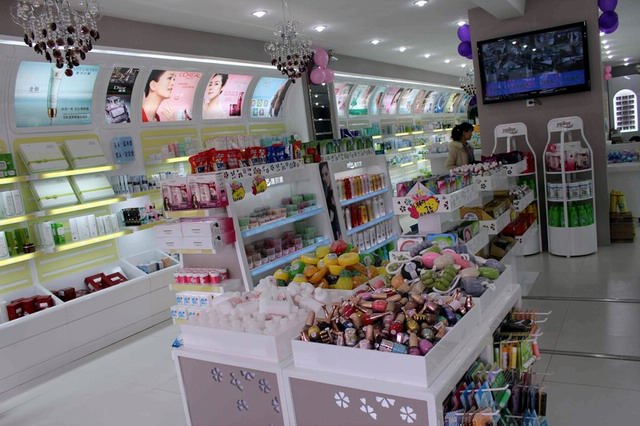 深圳雅琳娜化妆品店监控安装